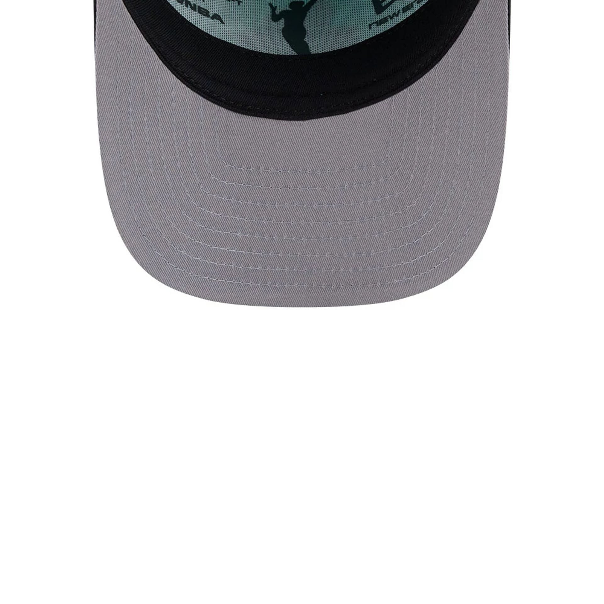 Pictured is this WNBA Draft 2026 New York Liberty 9FIFTY A-Frame Snapback cap in pastel green. 2