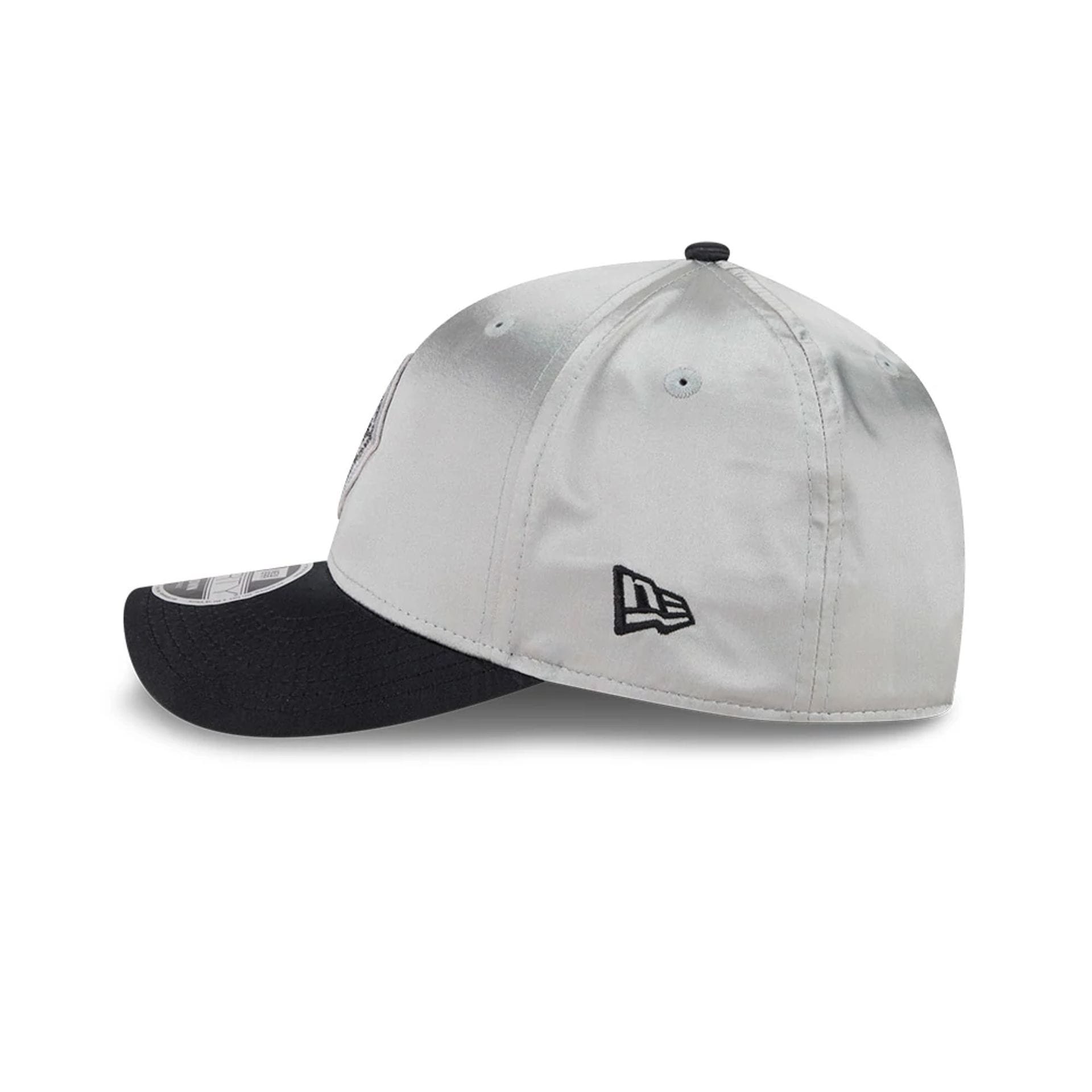 Pictured is this WNBA Draft 2026 Las Vegas Aces 9FORTY M-Crown cap in silver. 5