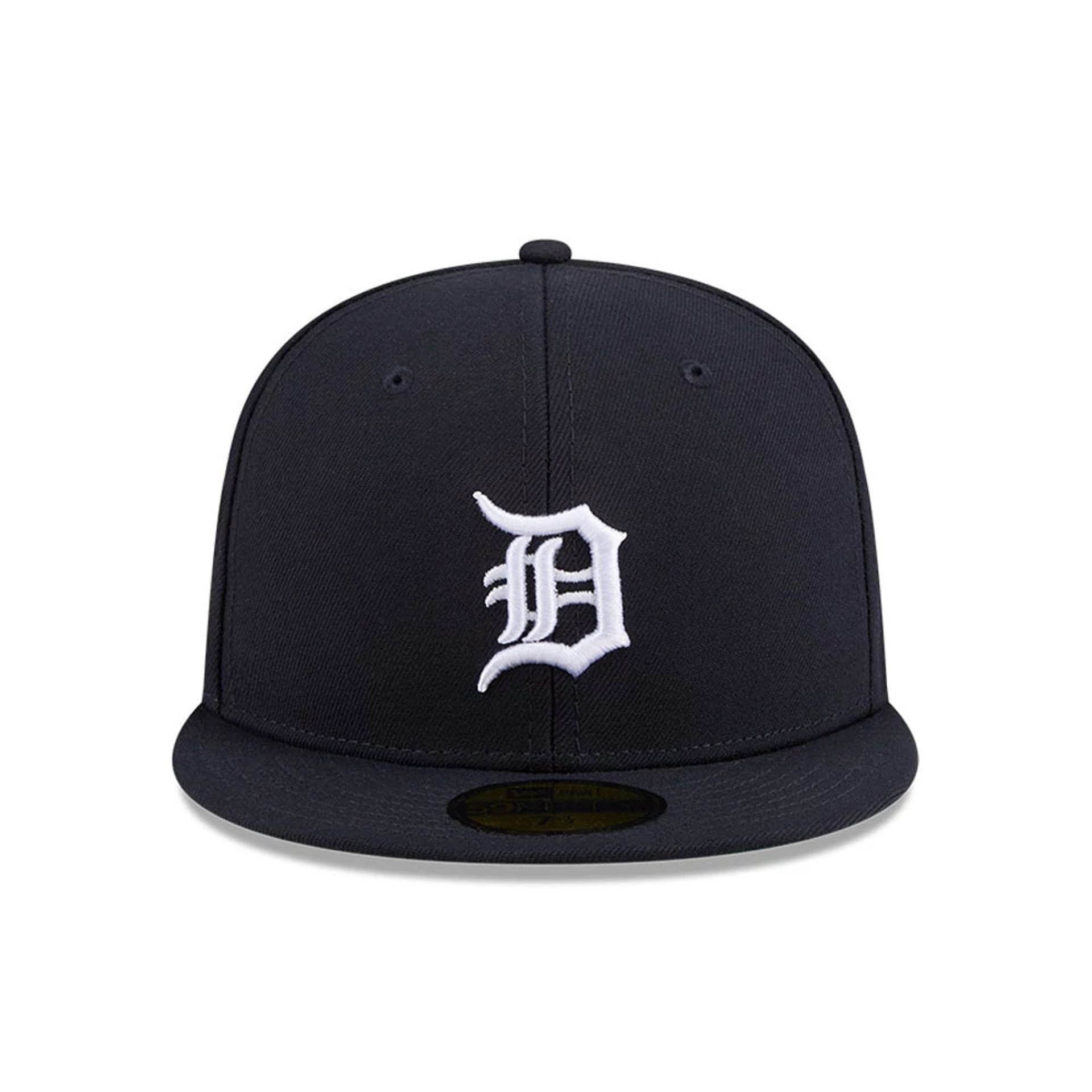 Pictured is this MLB Jackie Robinson Detroit Tigers 59FIFTY Fitted cap in navy. 3