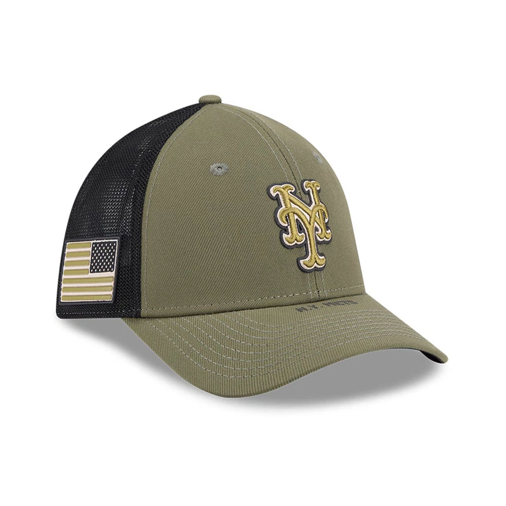 Pictured is this MLB Armed Forces Day 2026 New York Mets 39THIRTY M-Crown Stretch Fit cap in green. 1