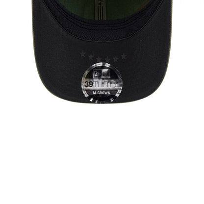 Pictured is this MLB Armed Forces Day 2026 New York Mets 39THIRTY M-Crown Stretch Fit cap in green. 7