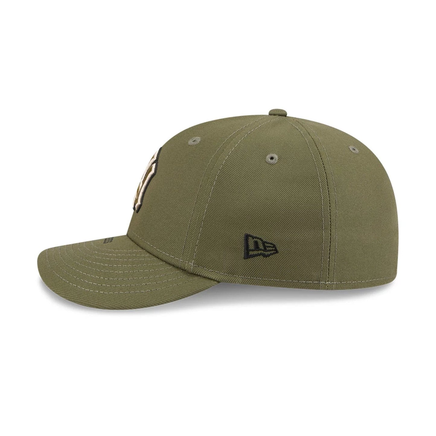 Pictured is this MLB Armed Forces Day 2026 New York Yankees Low Profile 59FIFTY Fitted cap in green. 6