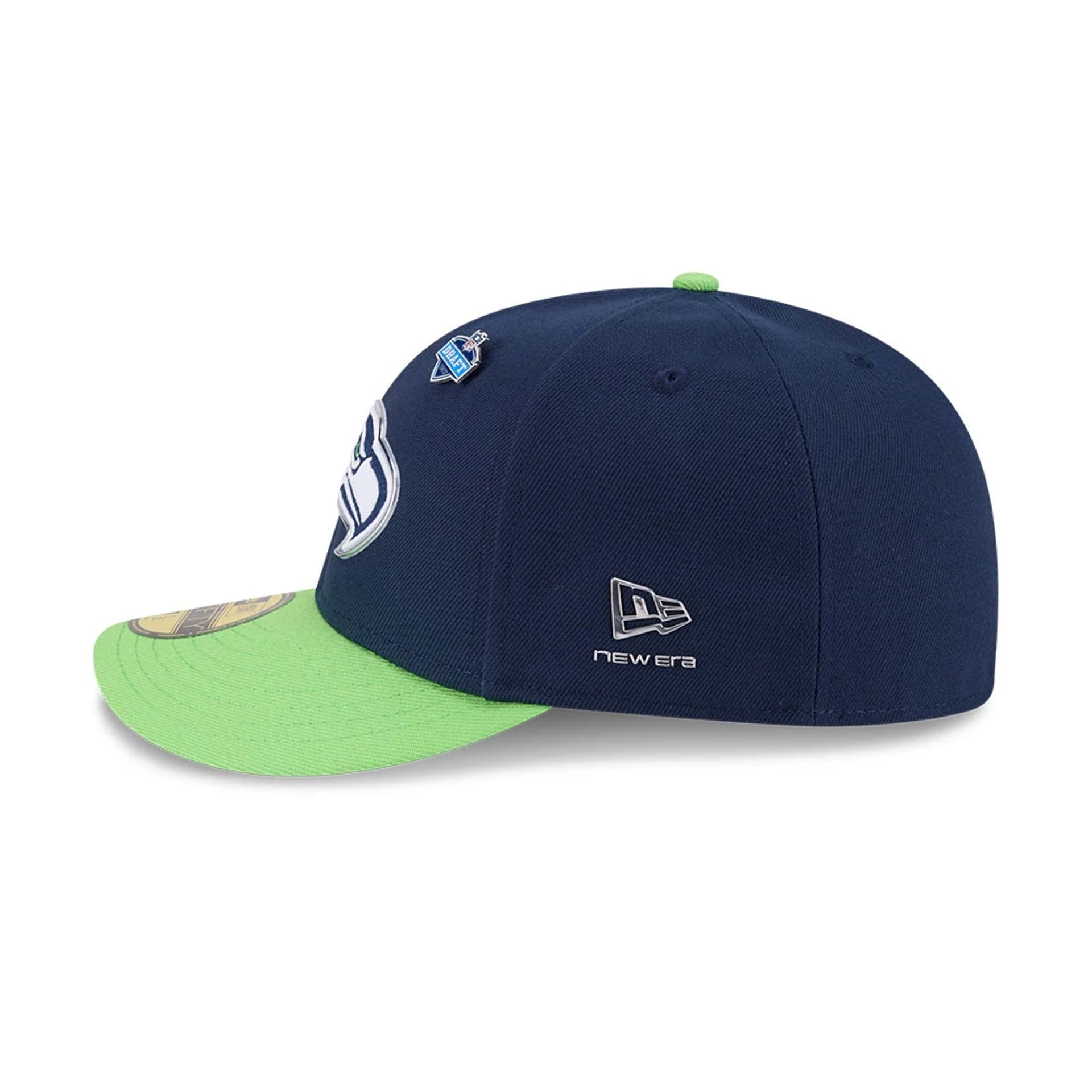 Pictured is this NFL Draft 2026 Seattle Seahawks 59FIFTY Fitted cap in dark blue. 6
