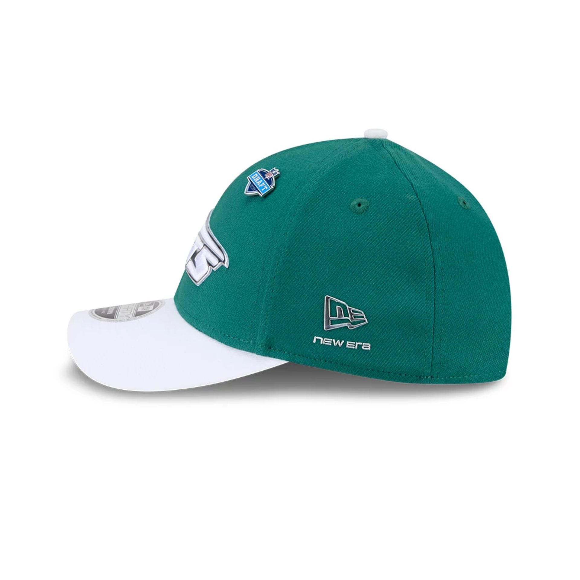 Pictured is this NFL Draft 2026 New York Jets 39THIRTY M-Crown Stretch Fit cap in green. 6
