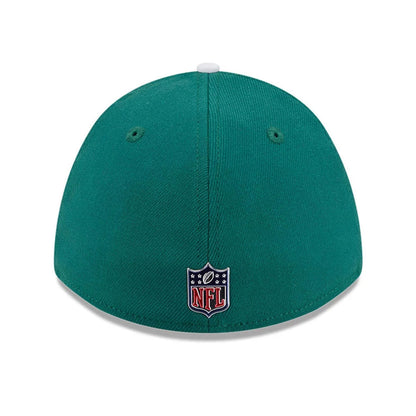 Pictured is this NFL Draft 2026 New York Jets 39THIRTY M-Crown Stretch Fit cap in green. 5
