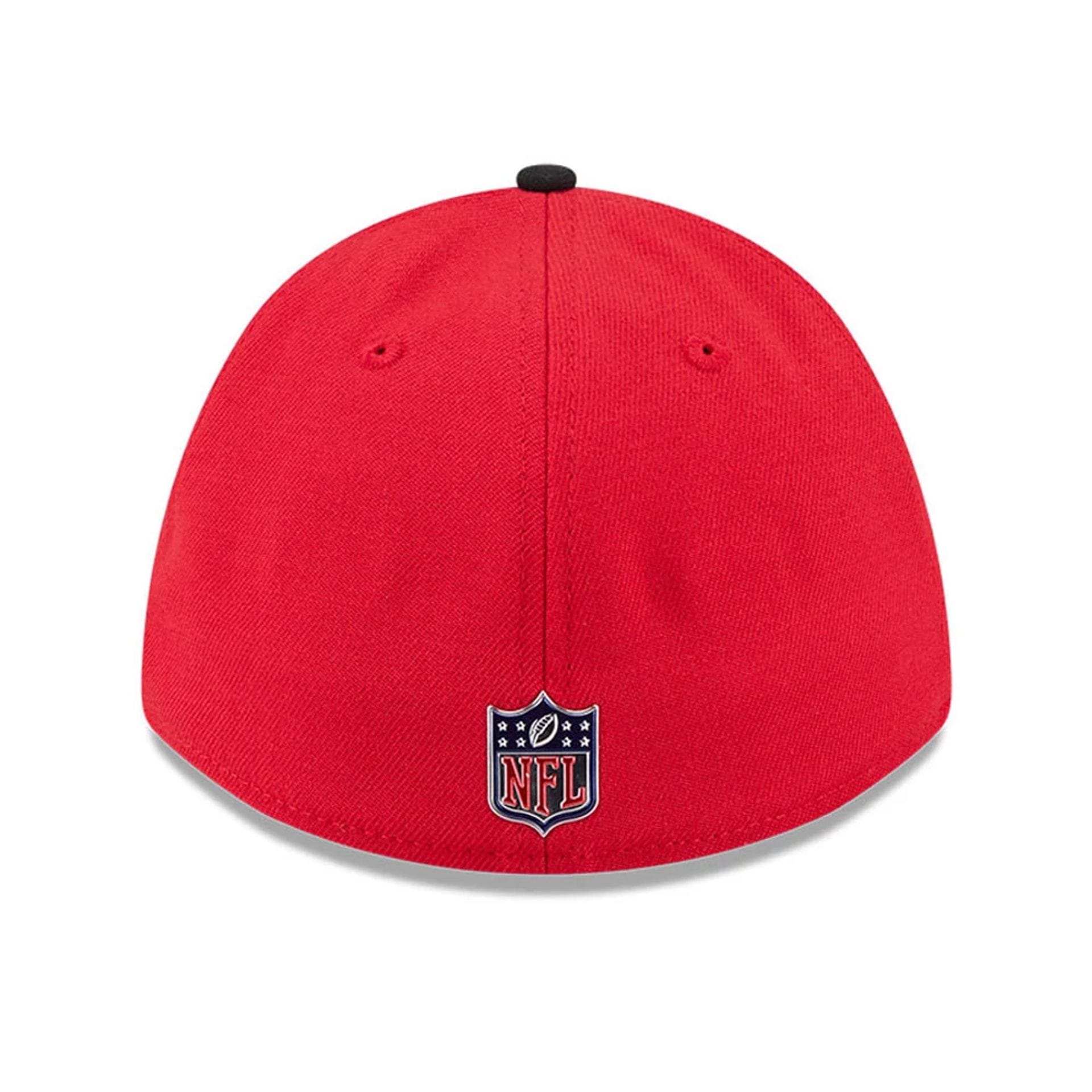 Pictured is this NFL Draft 2026 Kansas City Chiefs 39THIRTY M-Crown Stretch Fit cap in red. 5