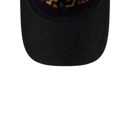 Pictured is this NFL Draft 2026 Jacksonville Jaguars 39THIRTY M-Crown Stretch Fit cap in turquoise. 8