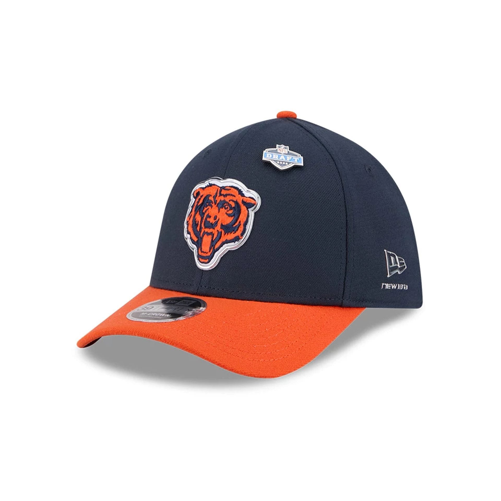Pictured is this NFL Draft 2026 Chicago Bears 39THIRTY M-Crown Stretch Fit cap in navy. 1
