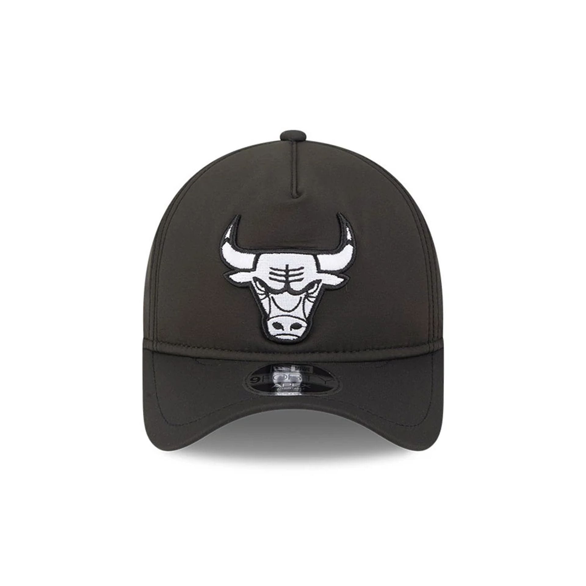 Pictured is this NBA Quickstrike Chicago Bulls 9FORTY Apex cap in black. 2