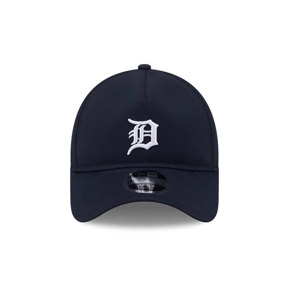 Pictured is this MLB Quickstrike Detroit Tigers 9FORTY Apex cap in navy. 2