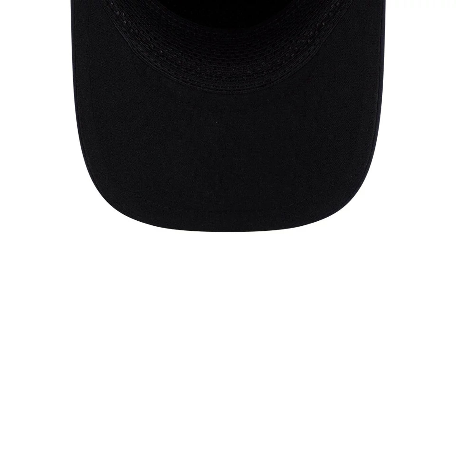 Pictured is this MLB Quickstrike Detroit Tigers 9FORTY Apex cap in navy. 7