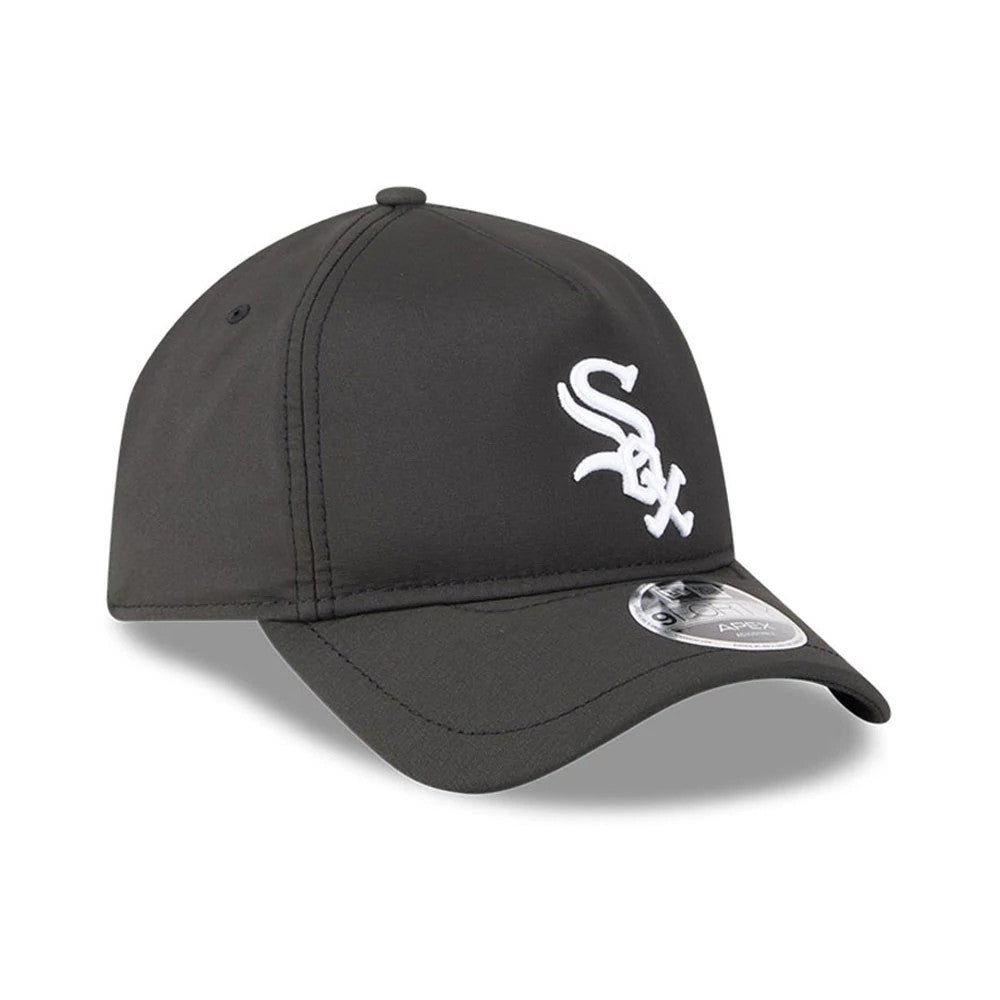 Pictured is this MLB Quickstrike Chicago White Sox 9FORTY Apex cap in black. 3
