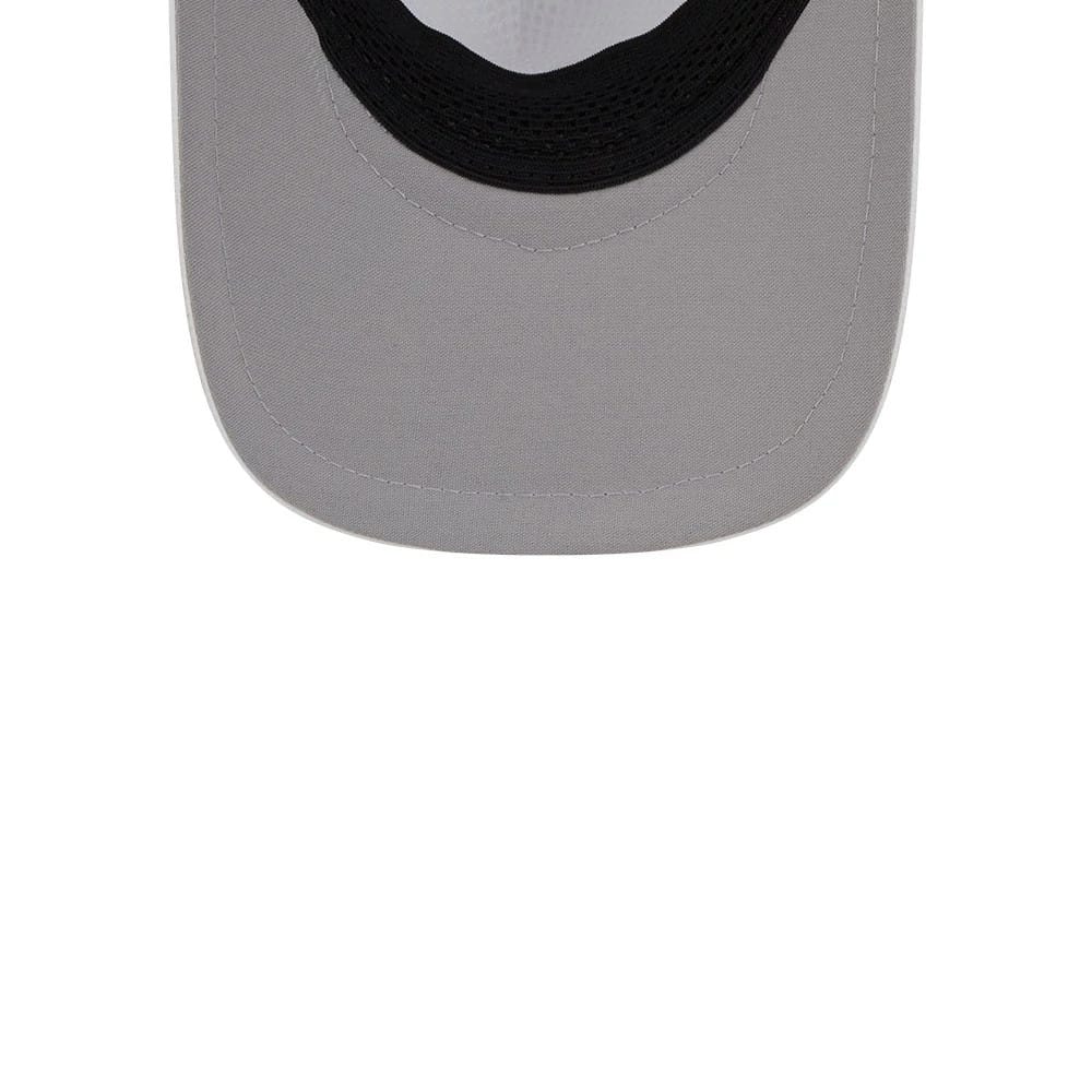 Pictured is this MLB Quickstrike New York Yankees 9FORTY Apex cap in white. 2