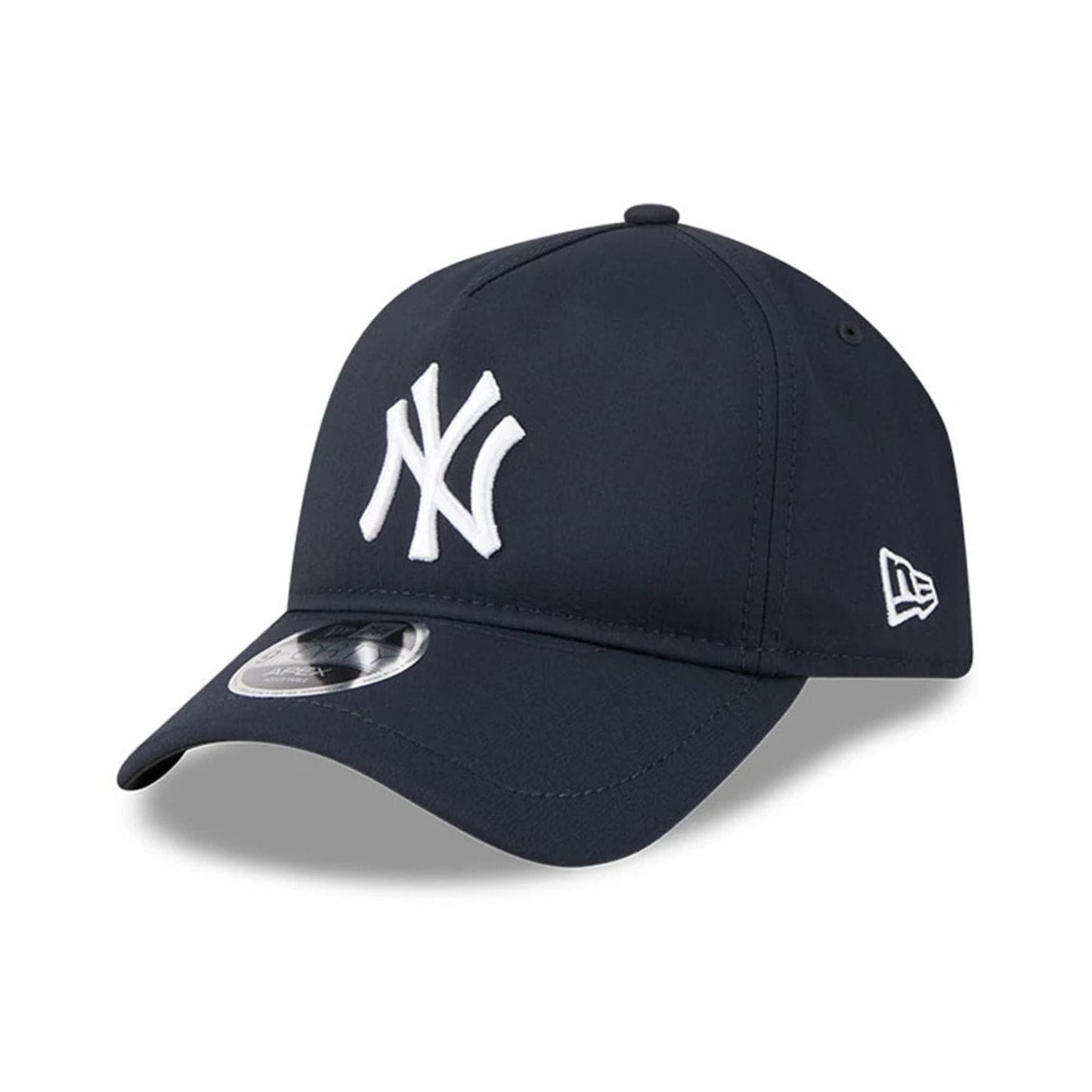 Pictured is this MLB Quickstrike New York Yankees 9FORTY Apex cap in navy. 1