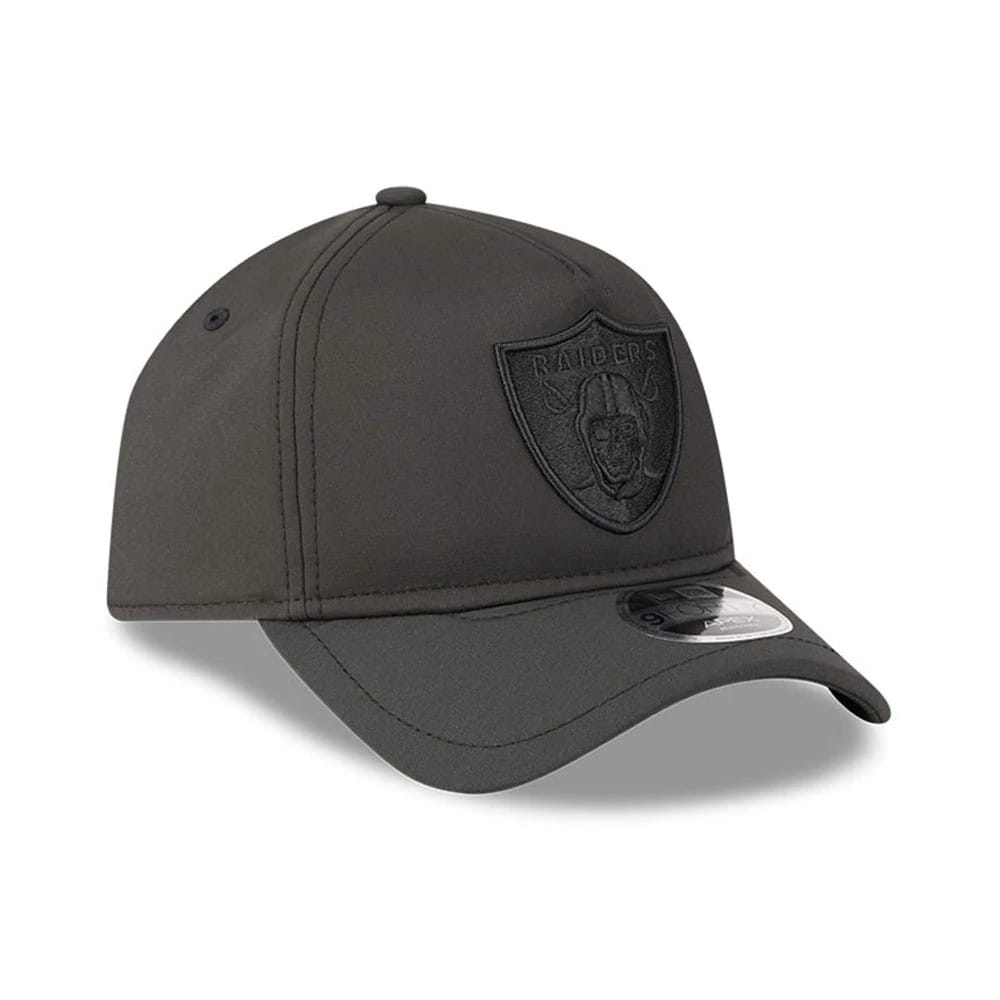 Pictured is this NFL Quickstrike Las Vegas Raiders 9FORTY Apex cap in black on black. 3