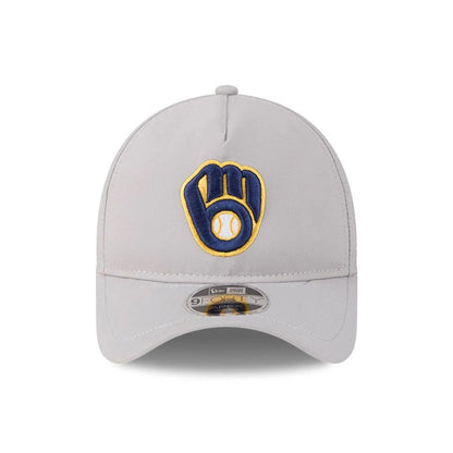 Pictured is this MLB Quickstrike Milwaukee Brewers 9FORTY Apex cap in Grey. 3