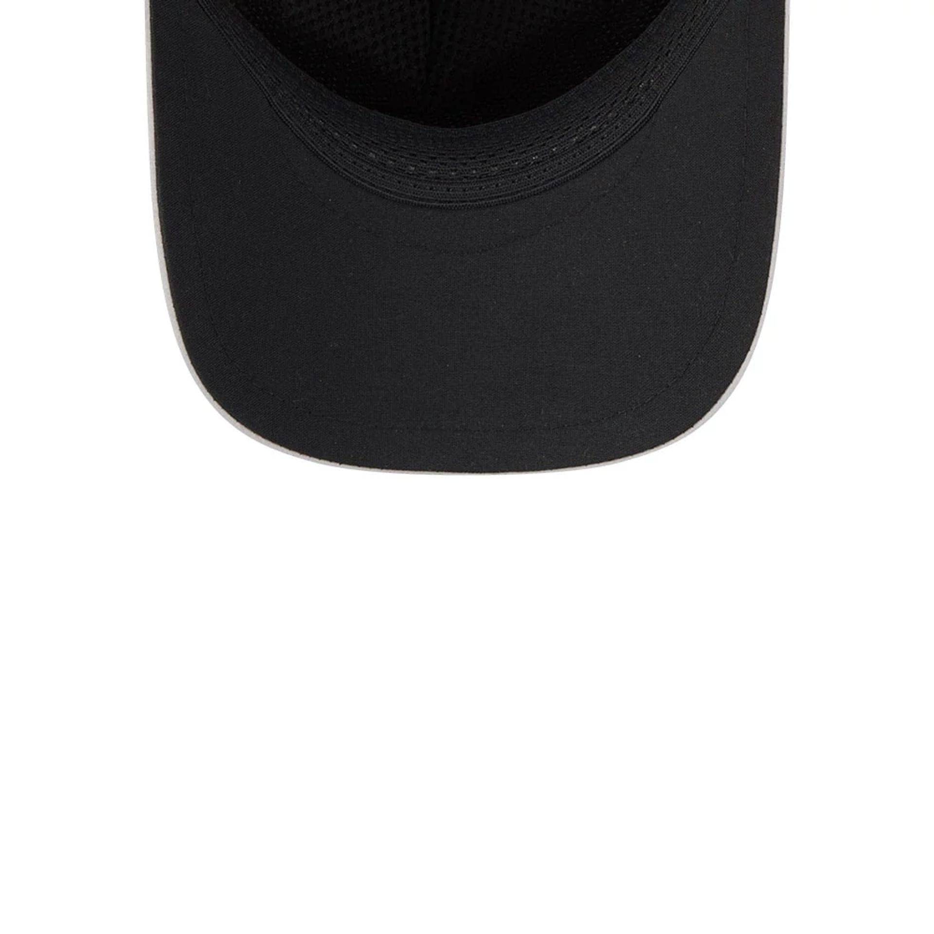 Pictured is this MLB Quickstrike Milwaukee Brewers 9FORTY Apex cap in Grey. 2
