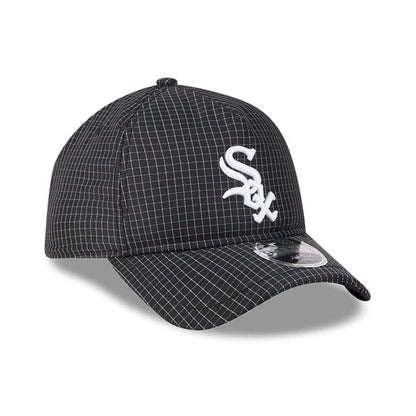 Pictured is this MLB Quickstrike Chicago White Sox 9FORTY Apex cap in black. 3