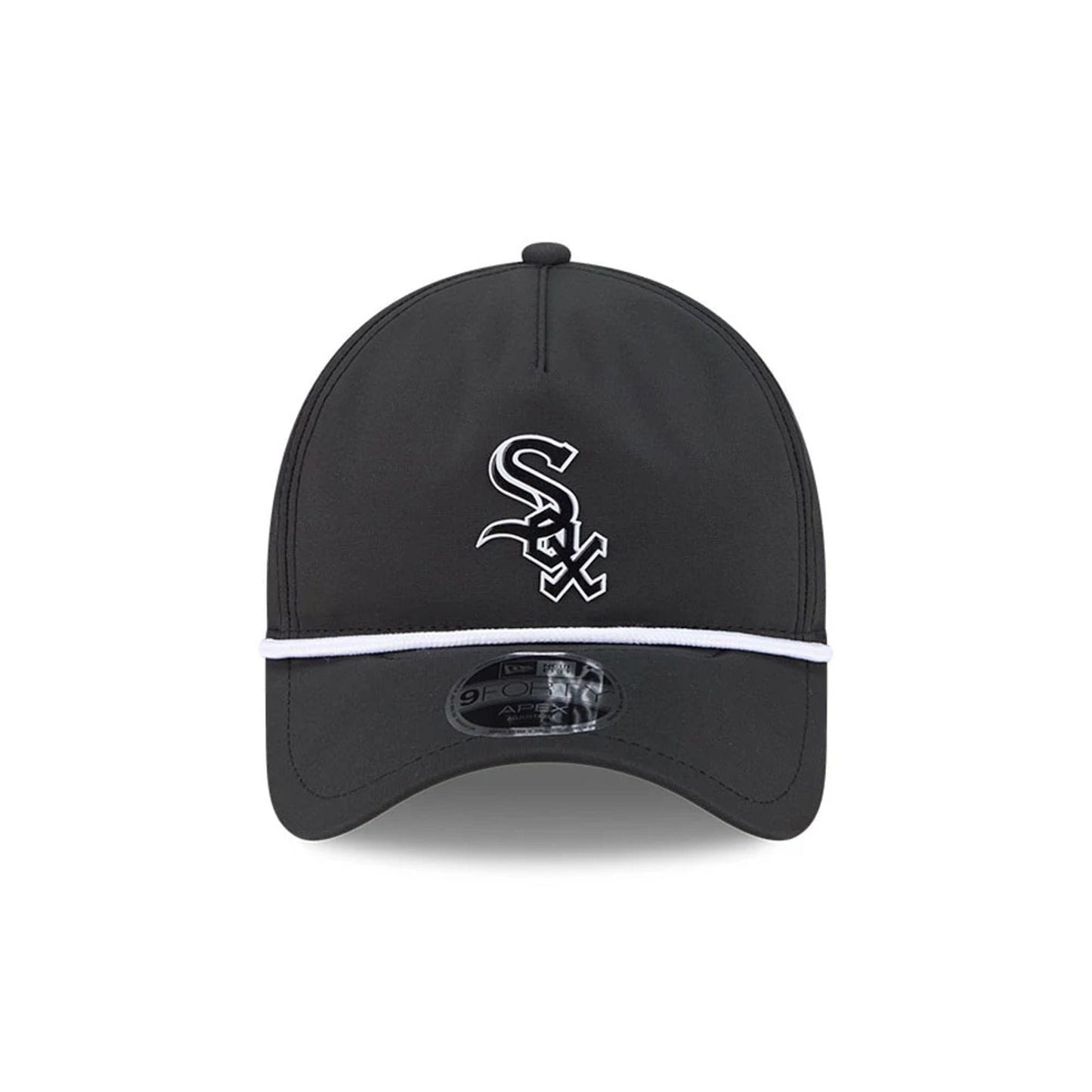 Pictured is this MLB Quickstrike Chicago White Sox 9FORTY Apex cap in black. 2