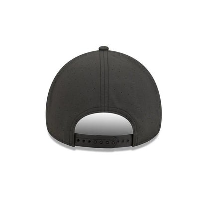 Pictured is this NBA Quickstrike Chicago Bulls 9FORTY Apex cap in black. 4