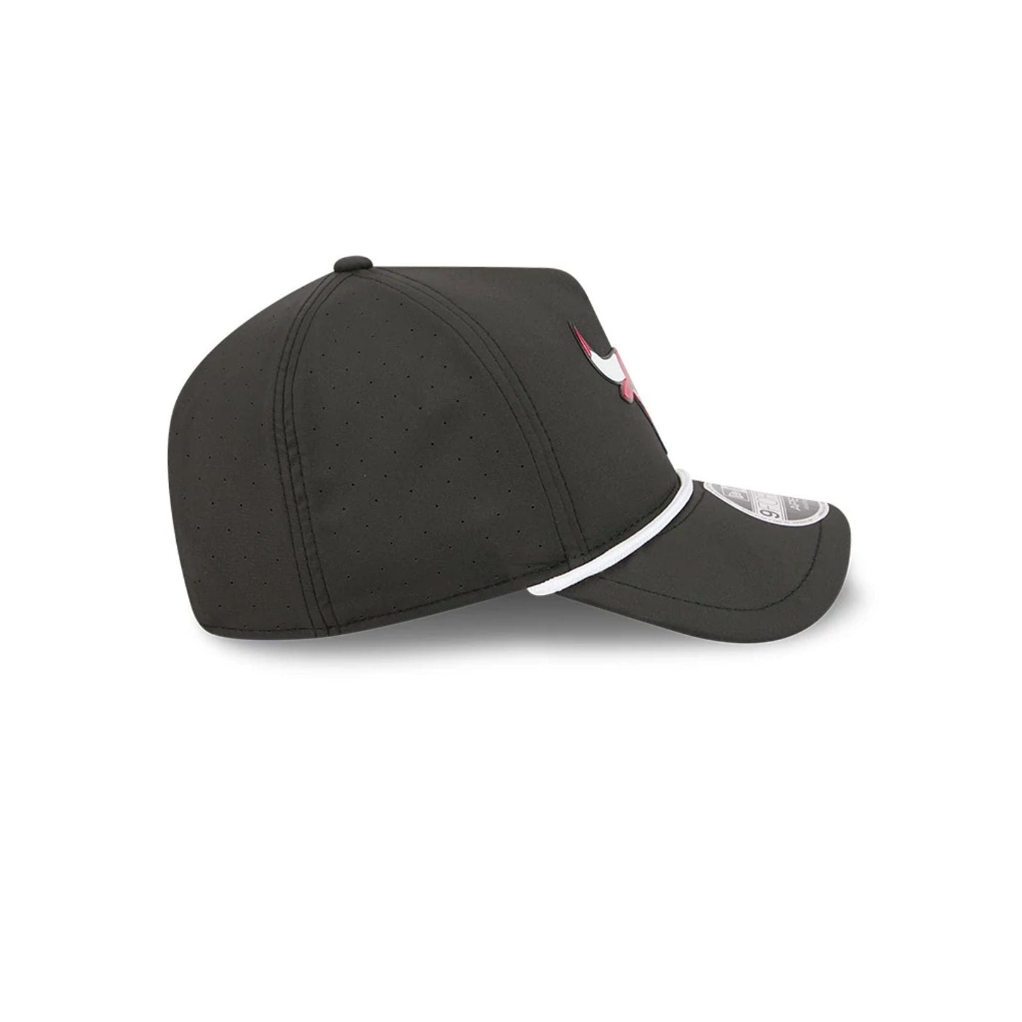 Pictured is this NBA Quickstrike Chicago Bulls 9FORTY Apex cap in black. 6