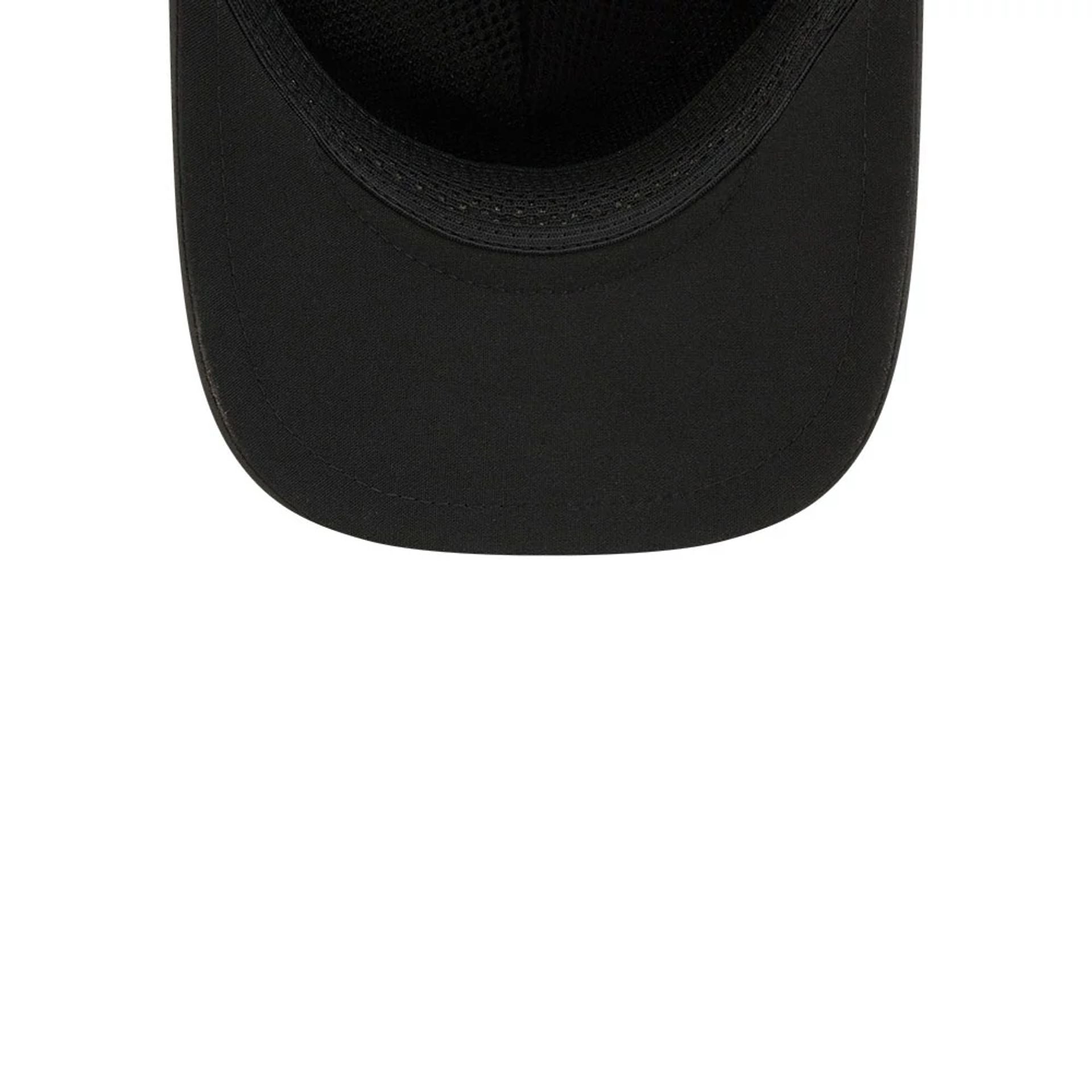 Pictured is this NBA Quickstrike Chicago Bulls 9FORTY Apex cap in black. 7