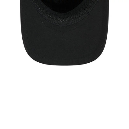 Pictured is this MLB Quickstrike Chicago White Sox 9FORTY Apex cap in black. 7