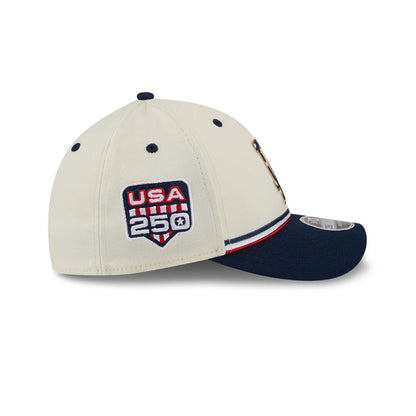 Pictured is this MLB 4th Of July 2026 LA Dodgers 39THIRTY M-Crown Stretch Fit cap in cream. 4