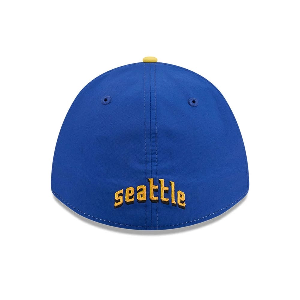 Pictured is this MLB City Connect Seattle Mariners 39THIRTY M-Crown A-Frame Stretch Fit cap in Black. 5