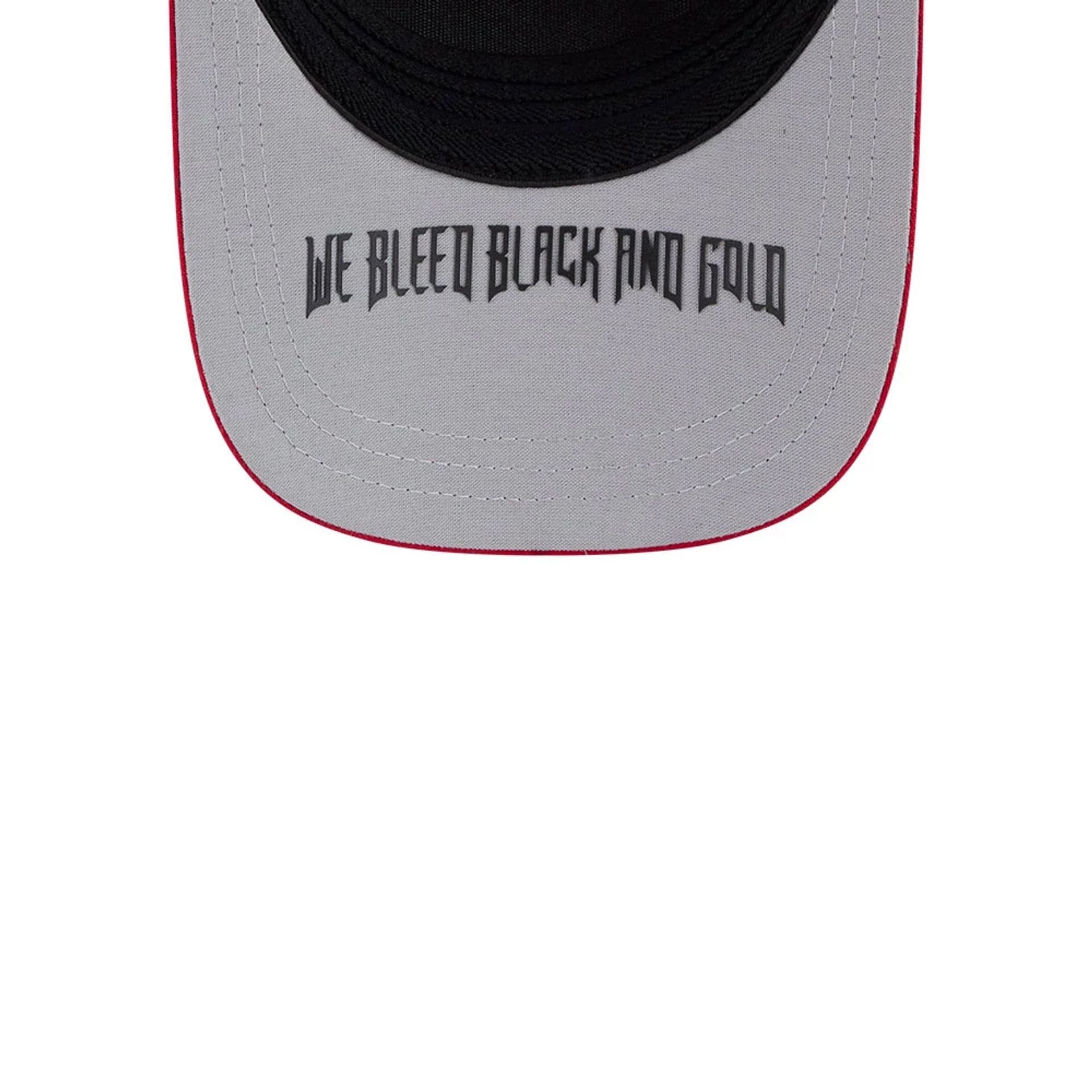 Pictured is this MLB City Connect Pittsburgh Pirates 39THIRTY M-Crown A-Frame Stretch Fit cap in black. 2