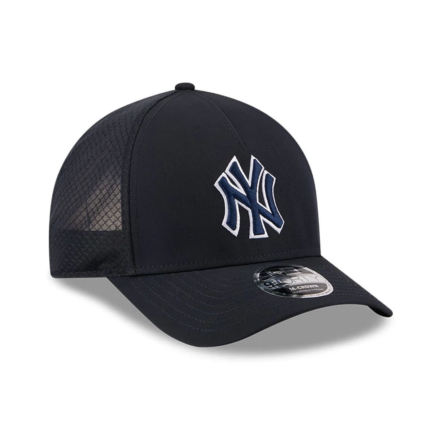 Pictured is this MLB Batting Practice 2026 New York Yankees 9FORTY M-Crown A-Frame Adjustable cap in navy. 3