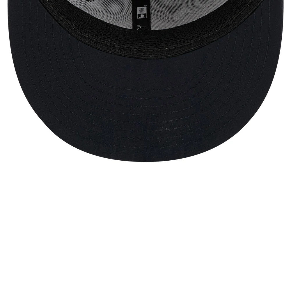 Pictured is this MLB Batting Practice 2026 New York Yankees 9FIFTY Snapback Adjustable cap in navy. 2