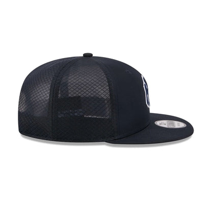 Pictured is this MLB Batting Practice 2026 New York Yankees 9FIFTY Snapback Adjustable cap in navy. 7