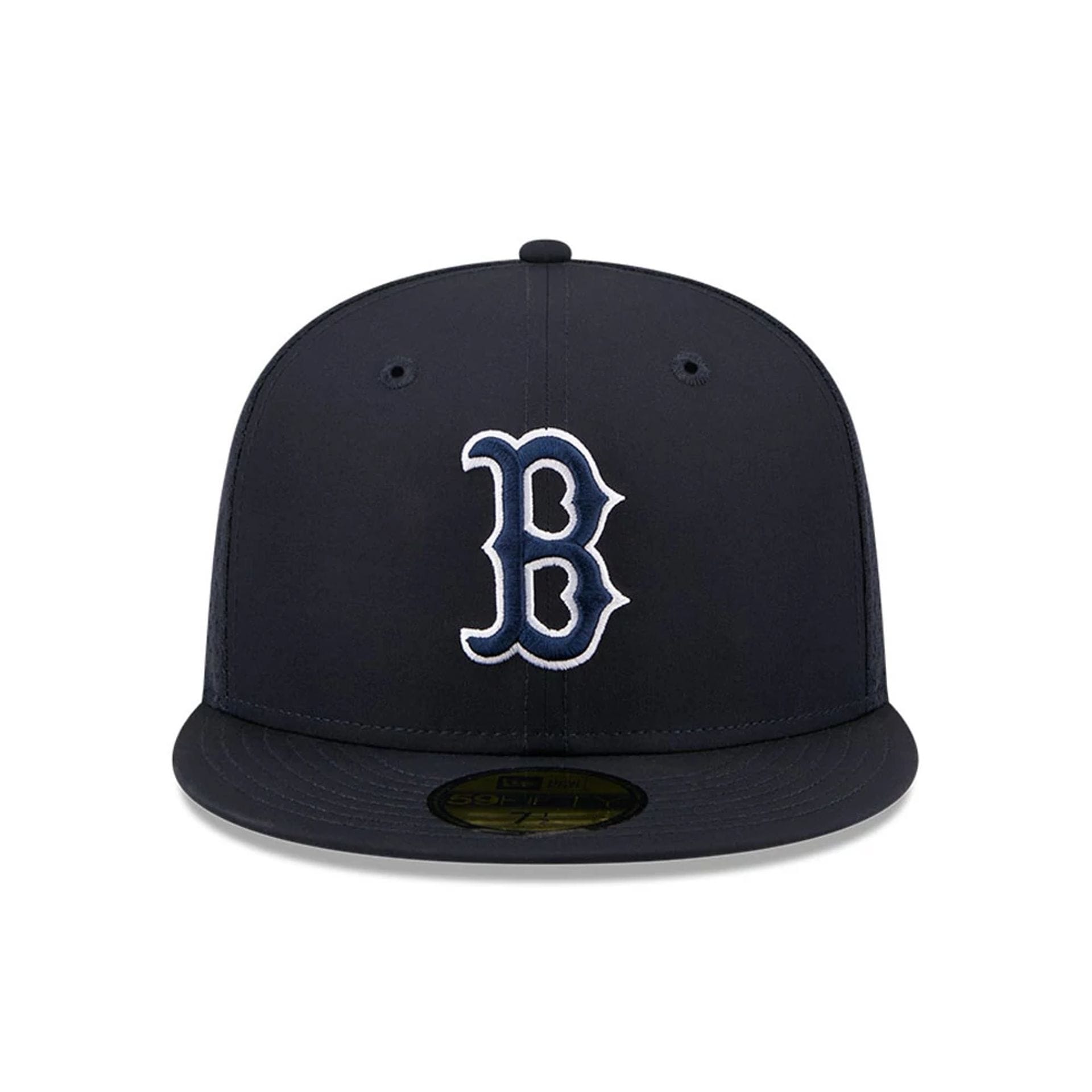 Pictured is this MLB Batting Practice 2026 Boston Red Sox 59FIFTY Fitted cap in navy. 2