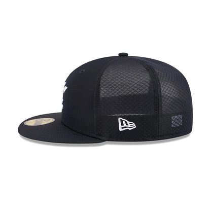 Pictured is this MLB Batting Practice 2026 Houston Astros 59FIFTY Fitted cap in navy. 5