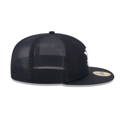 Pictured is this MLB Batting Practice 2026 Houston Astros 59FIFTY Fitted cap in navy. 6