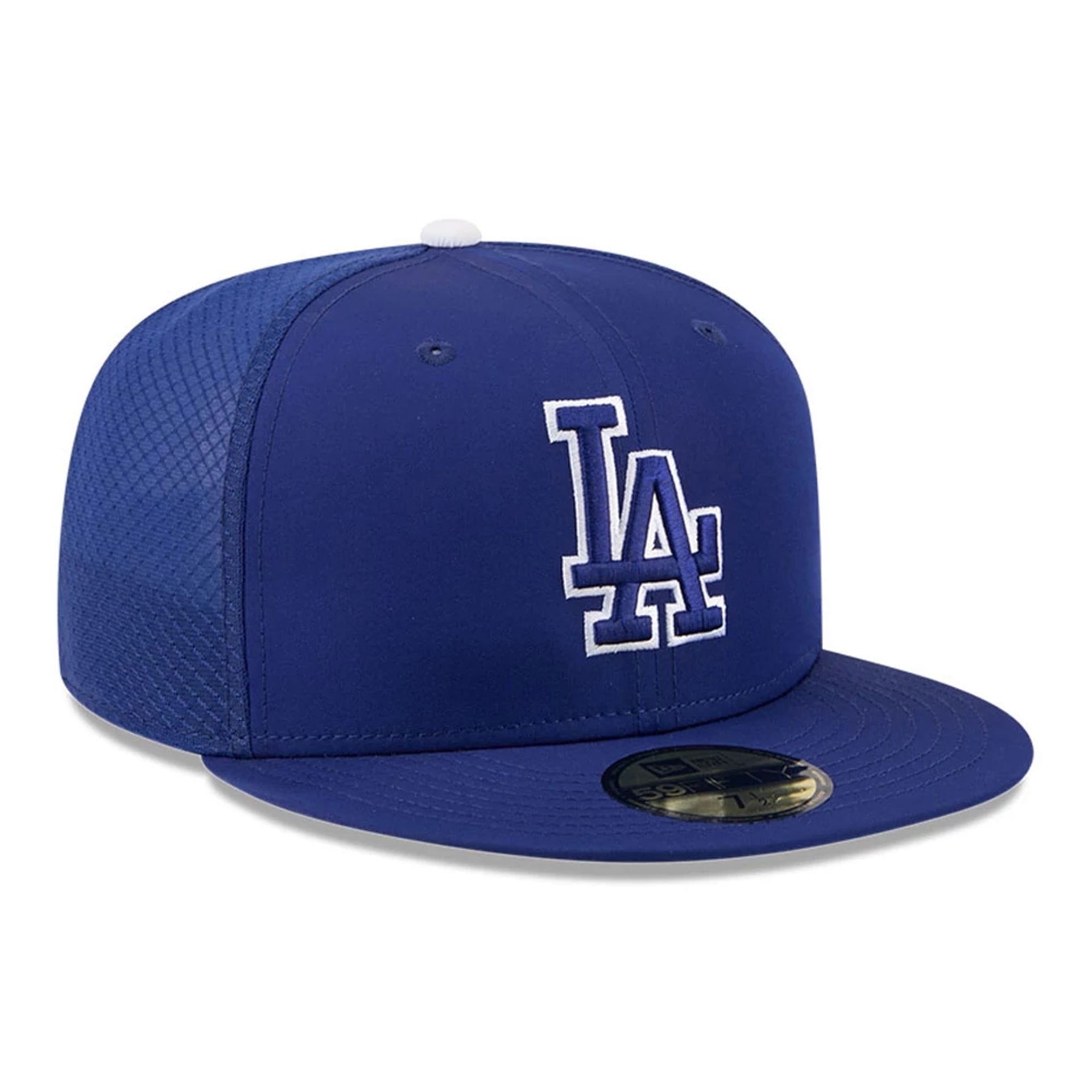 Pictured is this MLB Batting Practice 2026 LA Dodgers 59FIFTY Fitted cap in dark blue. 4