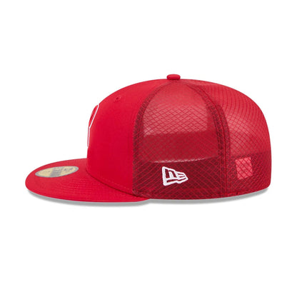 Pictured is this MLB Batting Practice 2026 Philadelphia Phillies 59FIFTY Fitted cap in red. 5