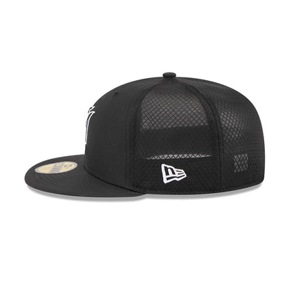 Pictured is this MLB Batting Practice 2026 Miami Marlins 59FIFTY Fitted cap in black. 4