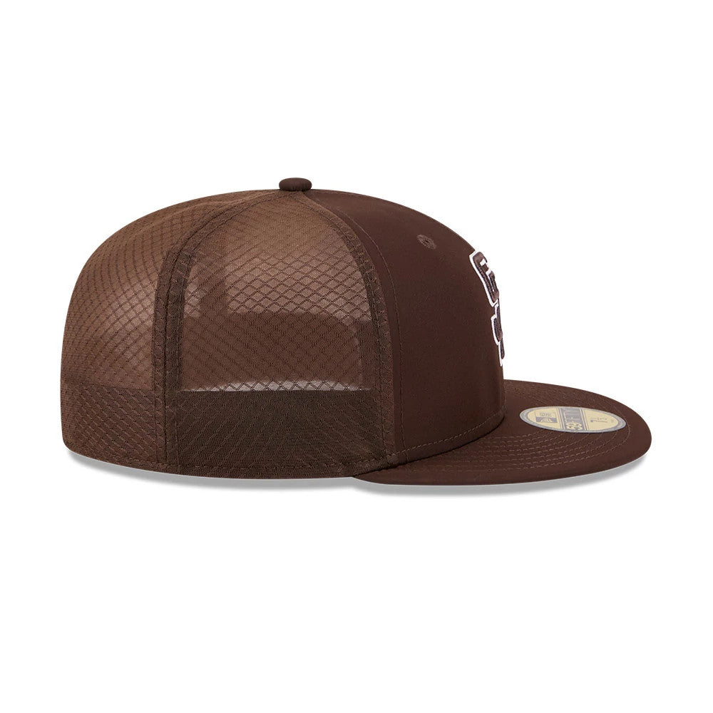 Pictured is this MLB Batting Practice 2026 San Diego Padres 59FIFTY Fitted cap in dark brown. 6