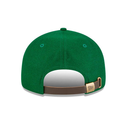 Pictured is this NBA Chenille Woven Boston Celtics Retro Crown 9FIFTY cap in green. 2