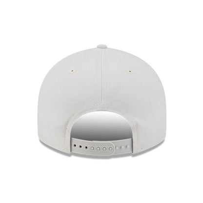 Pictured is this Nickelodeon Fairly Oddparents 9FIFTY Snapback cap in light beige. 7