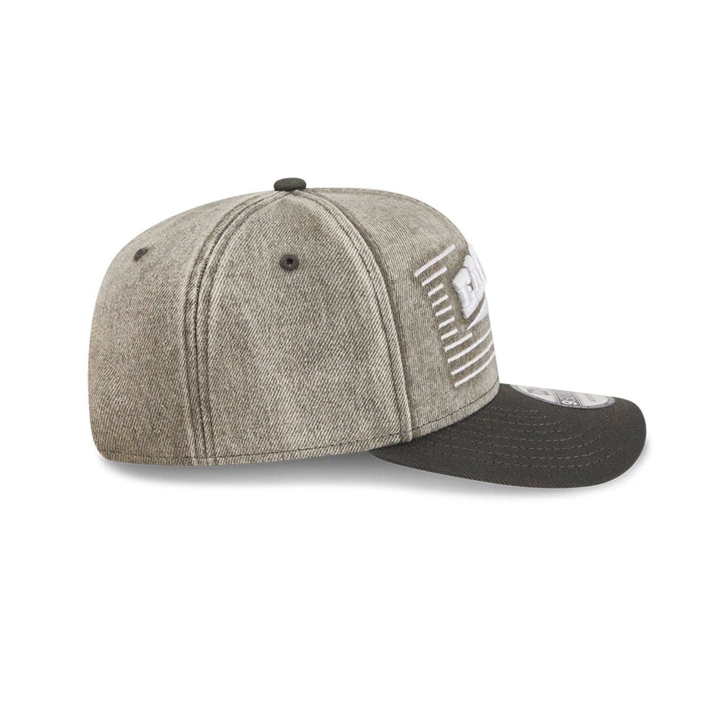 Pictured is this NFL Washed Denim Philadelphia Eagles 9SEVENTY Stretch Snap cap in dark grey. 5