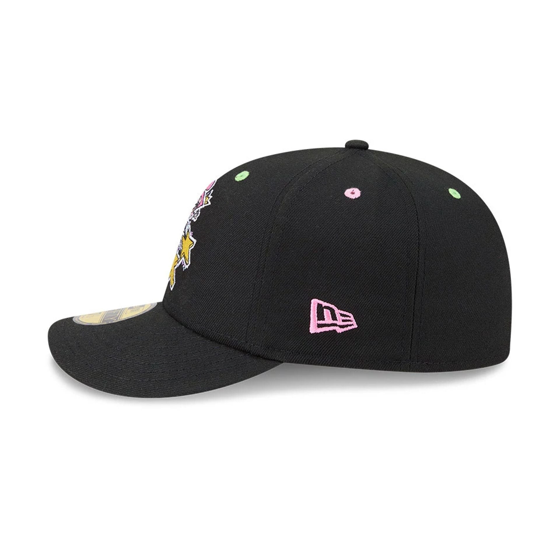 Pictured is this Nickelodeon Fairly Oddparents 59FIFTY Fitted cap in black. 6