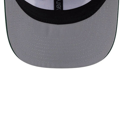 Pictured is this NFL Duck Cloth Green Bay Packers 9SEVENTY Stretch Snap cap in white. 2