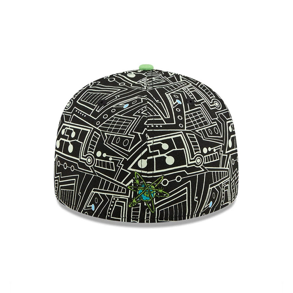 Pictured is this Dexter's Laboratory 59FIFTY Fitted cap in black & neon. 5