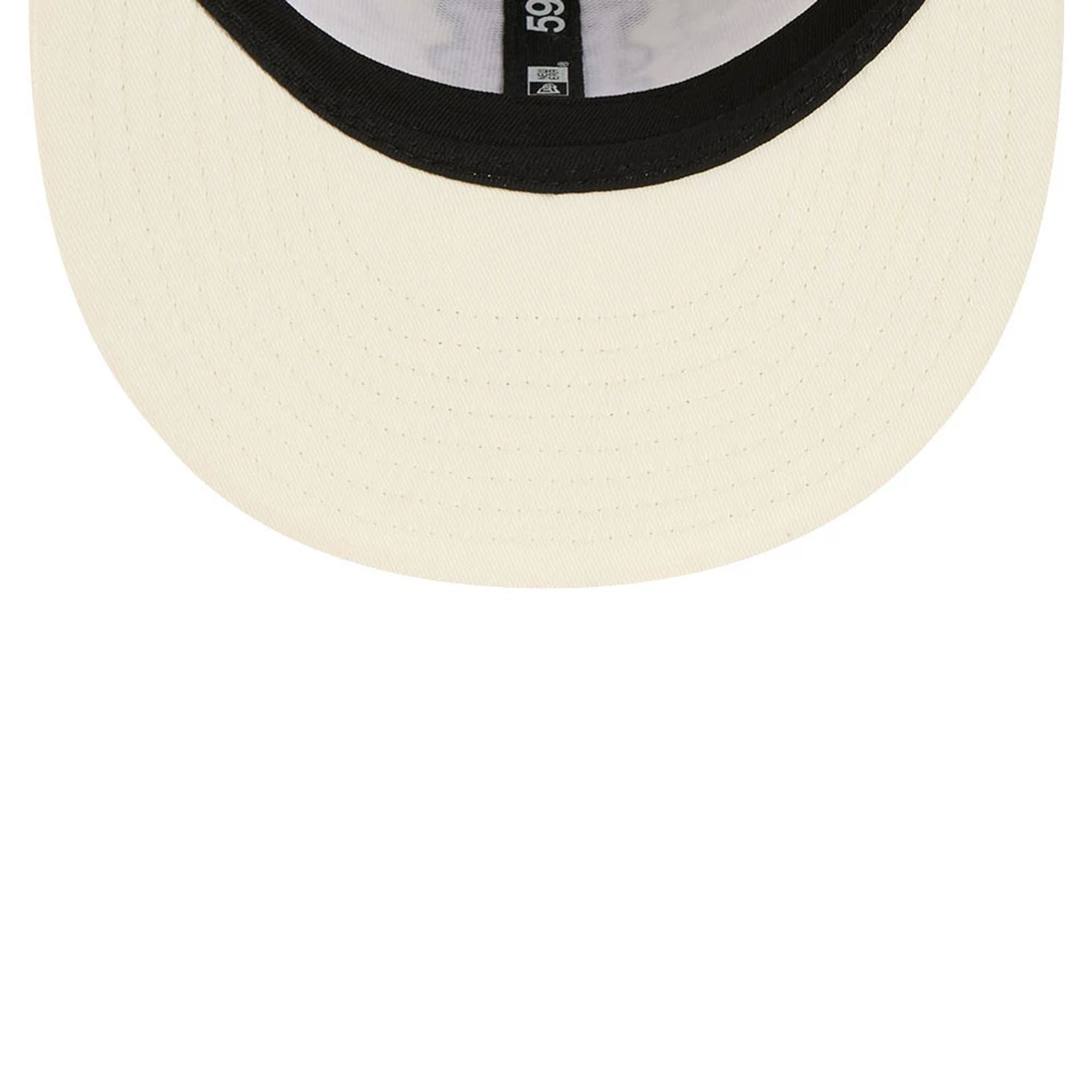 Pictured is this MLB Spring Floral New York Mets 59FIFTY Fitted cap in white. 7