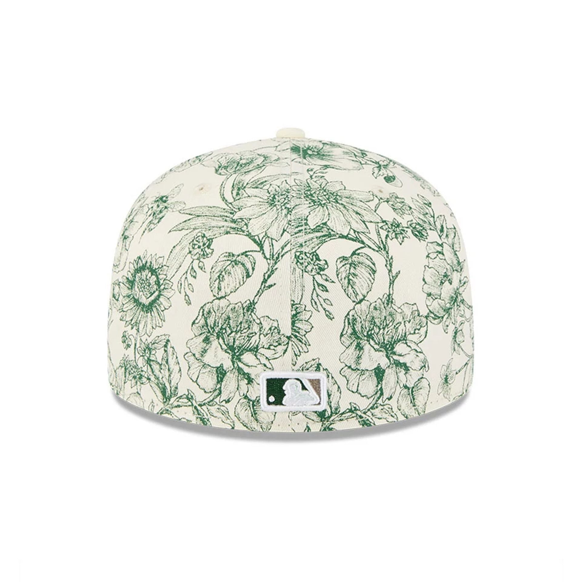 Pictured is this MLB Spring Floral Chicago White Sox 59FIFTY Fitted cap in white. 6