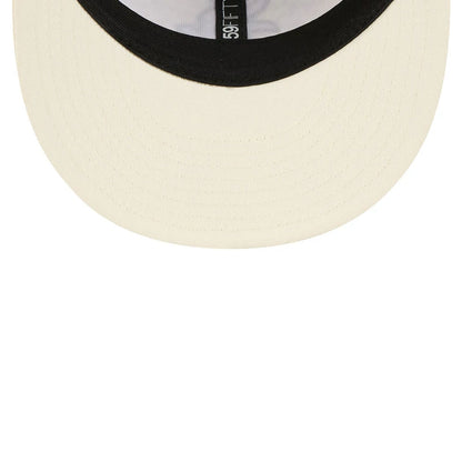 Pictured is this MLB Spring Floral Chicago White Sox 59FIFTY Fitted cap in white. 7