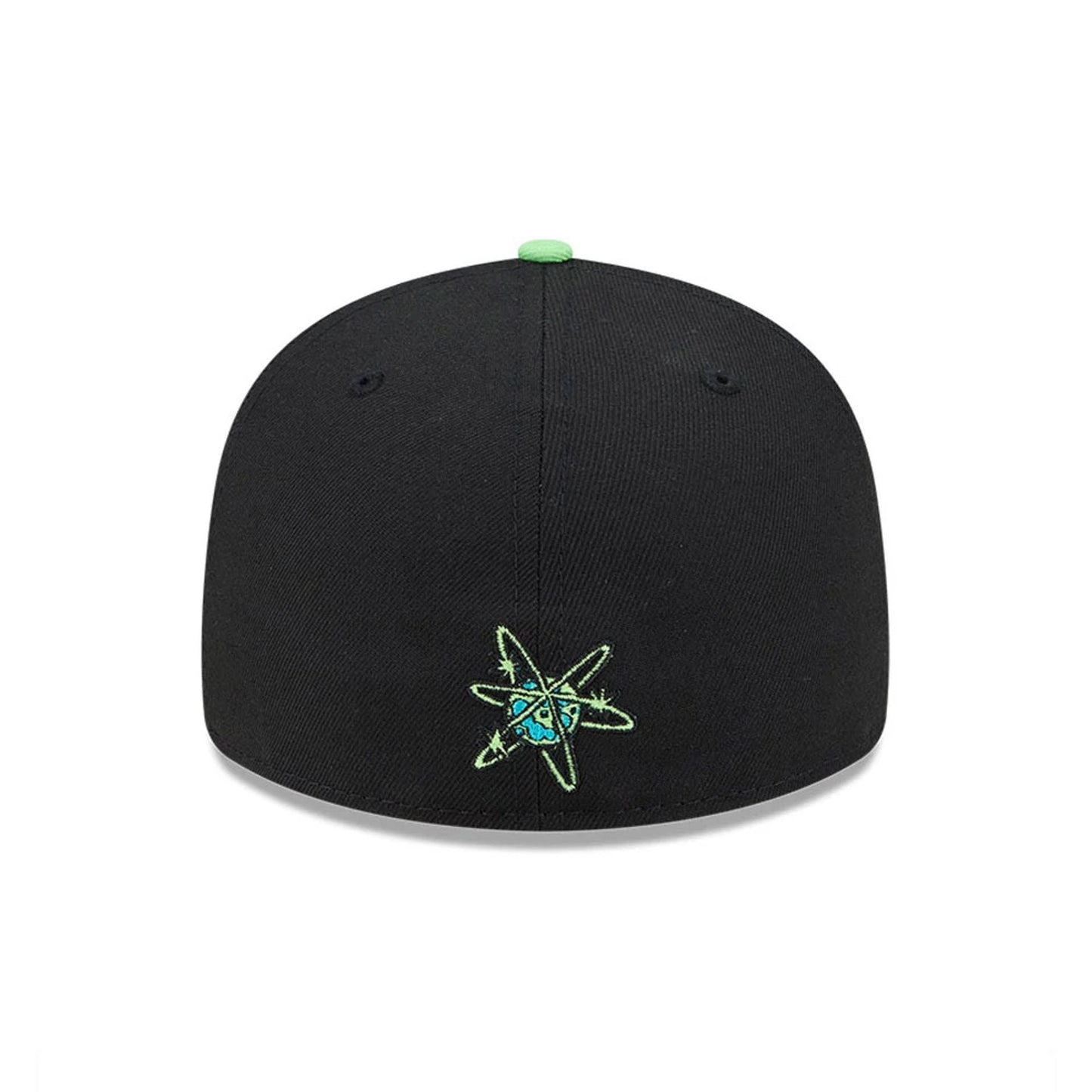 Pictured is this Dexter's Laboratory Logo 59FIFTY Fitted cap in black. 7